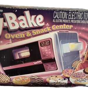Easy-Bake Oven & Snack Center original